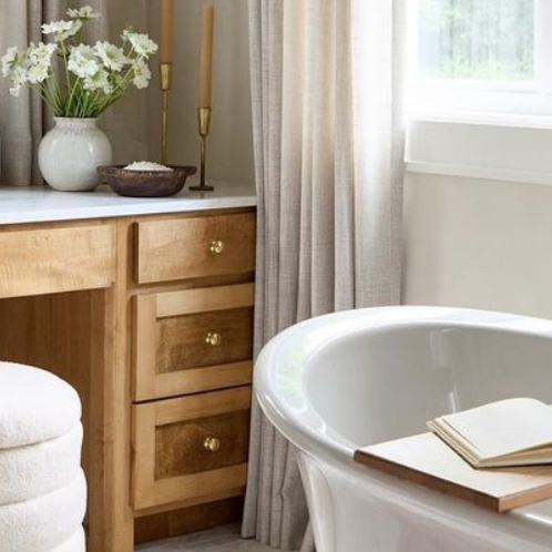 8 Winter Bathroom Decor Ideas