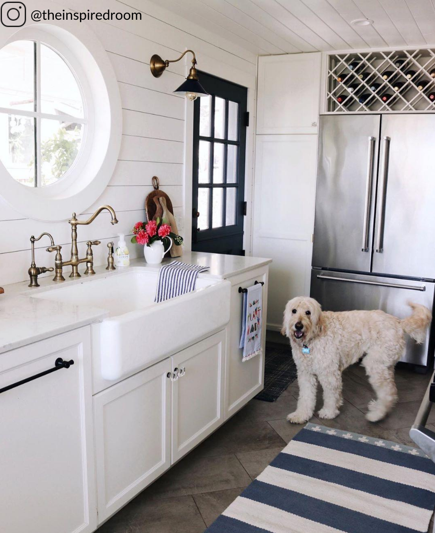 Remodeling with Farmhouse Sinks