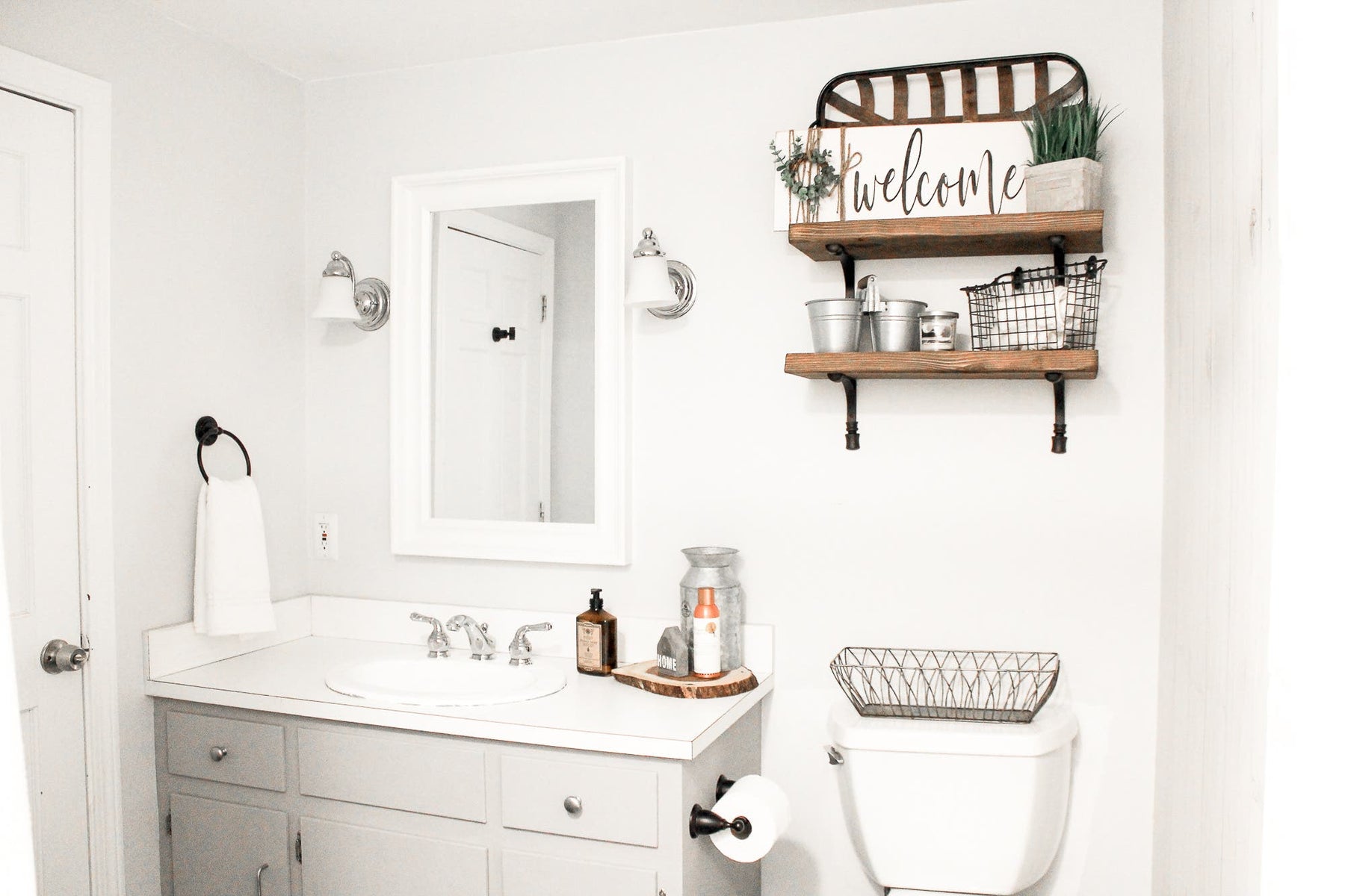 How to Style the Bathroom with Convenience in Mind