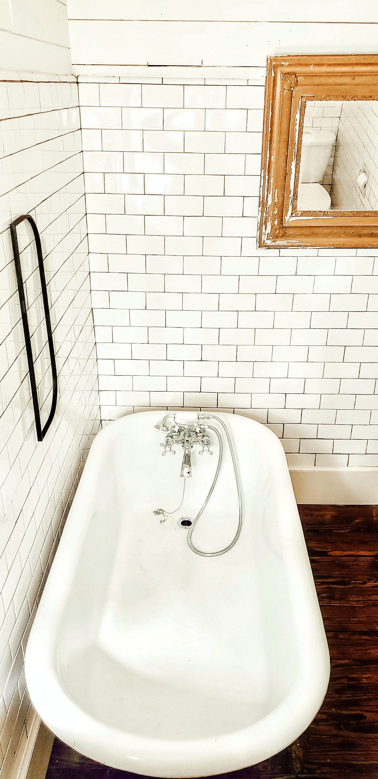 What Do I Need for a Clawfoot Tub?