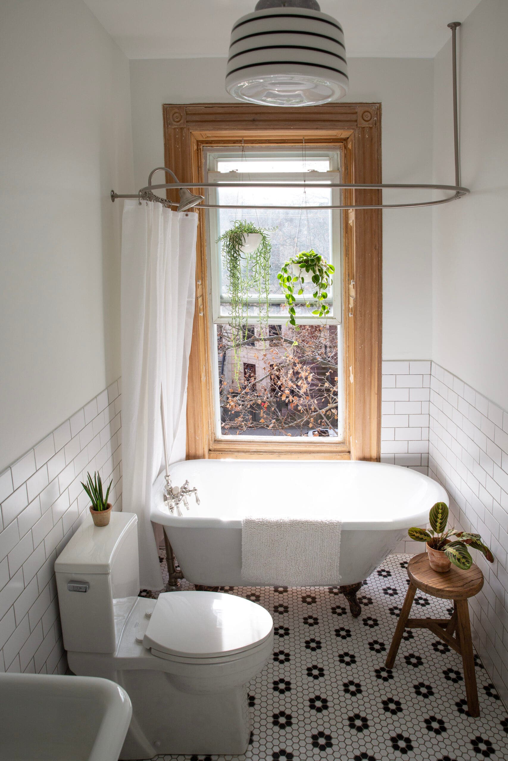 Creating a Small Clawfoot Tub and Shower Combo in Your Bathroom Kingston Brass