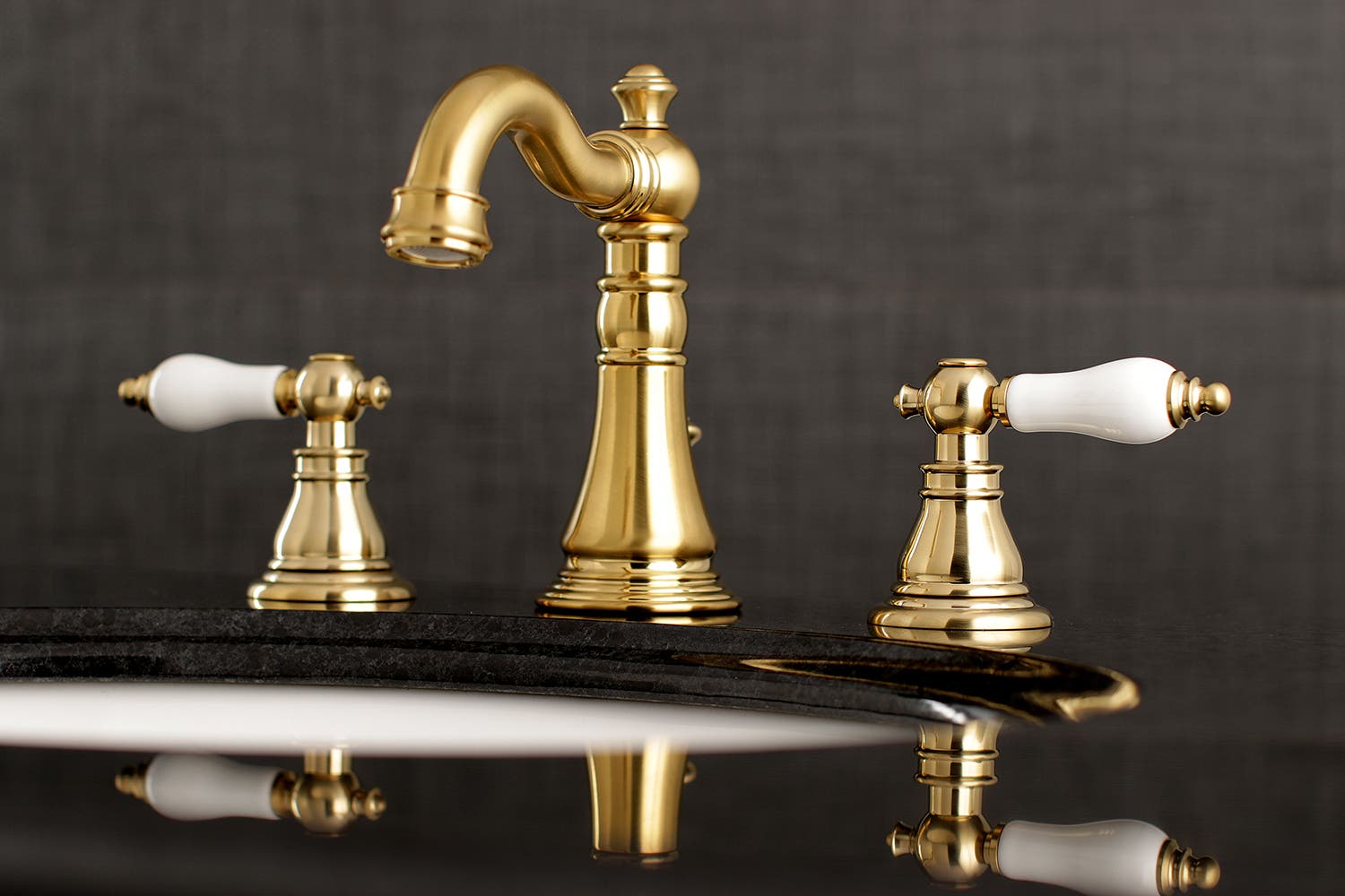 This Just In: Vintage is in and so is the Fauceture Lavatory Faucet, FSC1973APL