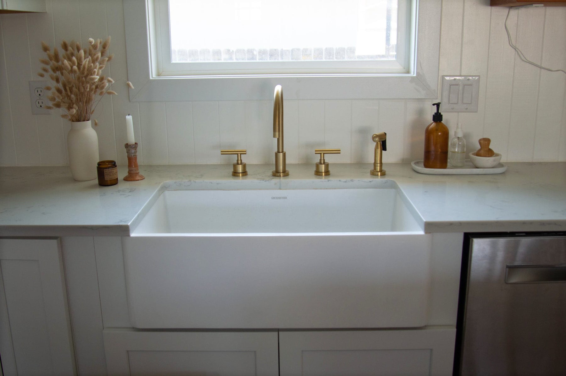 Everything You Should Know about Farmhouse Sinks