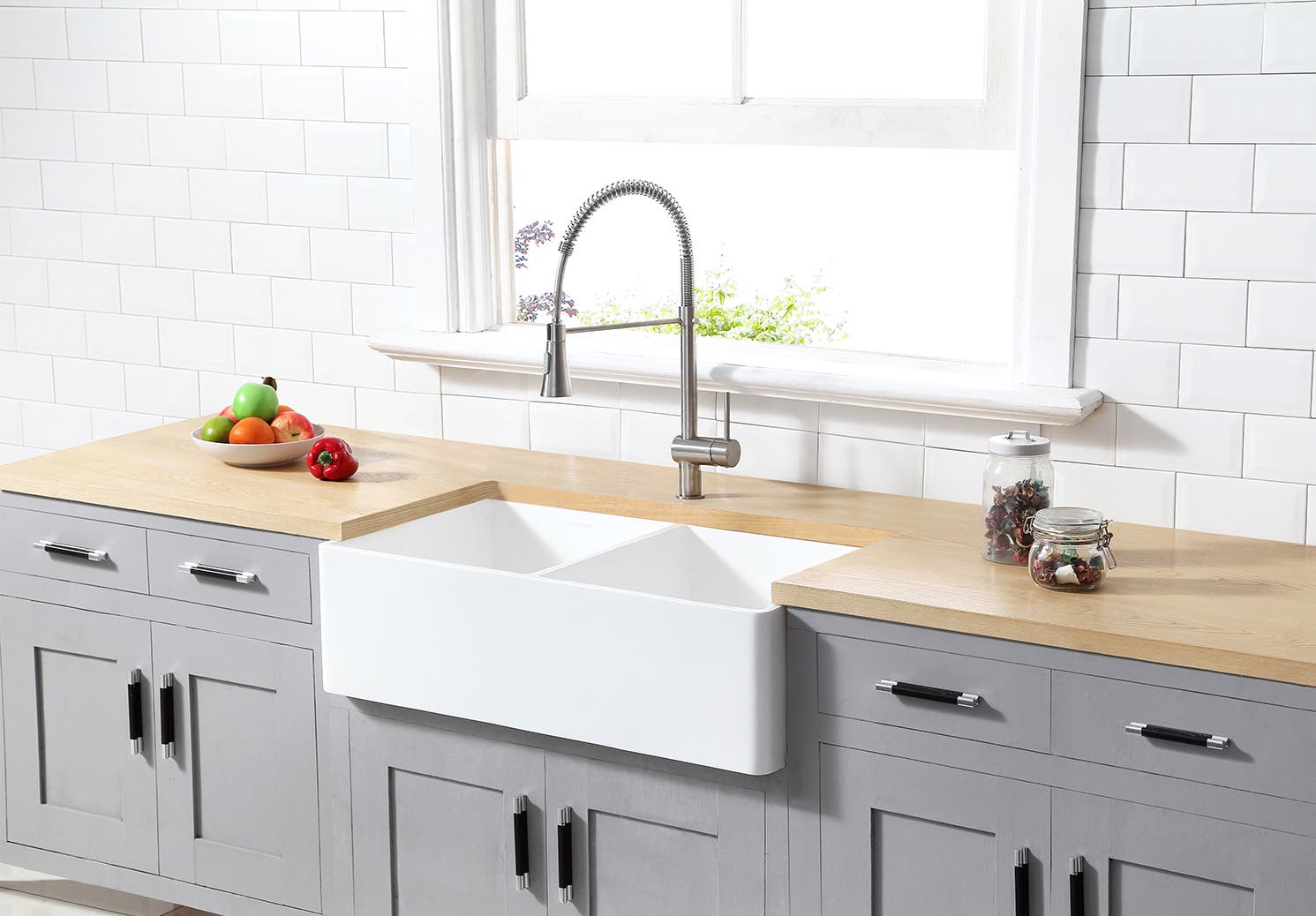 The Double-Bowl Farmhouse Kitchen Sink Has Arrived, GKFA331810BCD ...