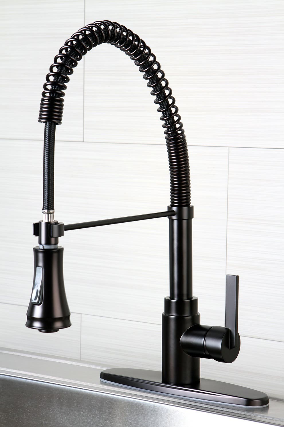 FAUCET FEATURE 3: Profile of the GSY8875CTL Continental Kitchen Faucet