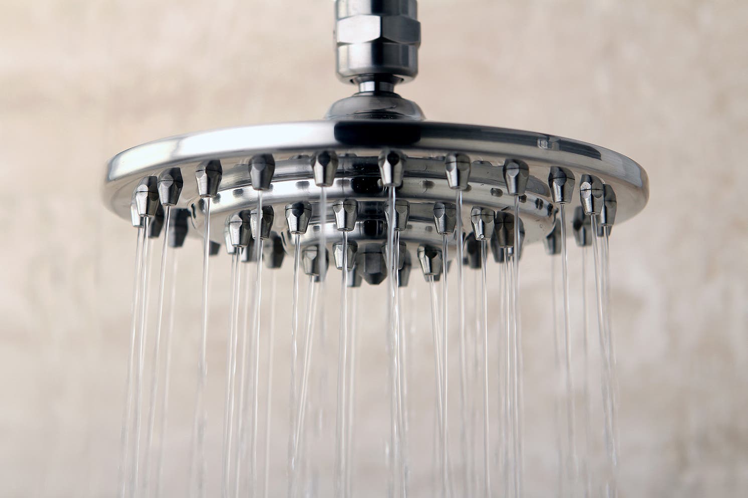 Three-Tier Shower Head Offers Vigorous Rinse, K206A8 | Kingston Brass