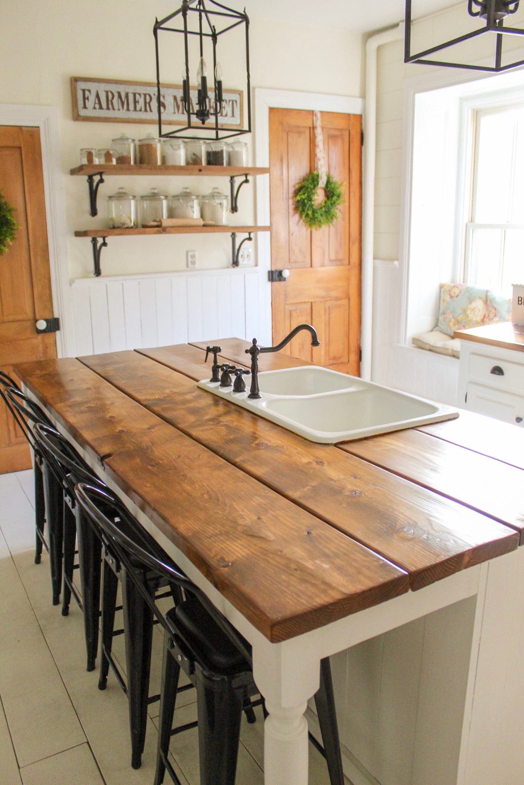 Make a Mess with This Kitchen Faucet, KB1795AXBS