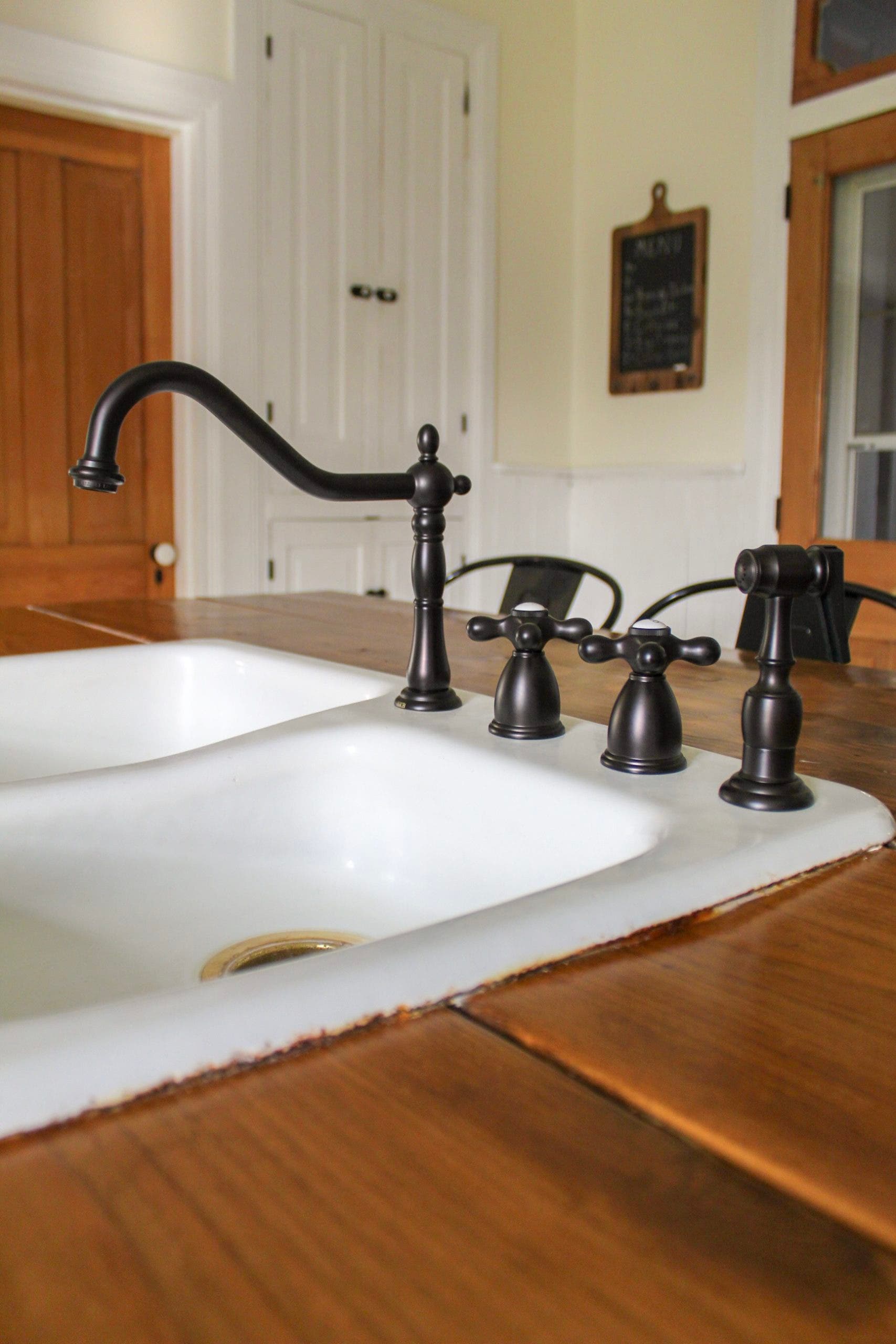 When is it Time to Replace Your Kitchen Faucet?
