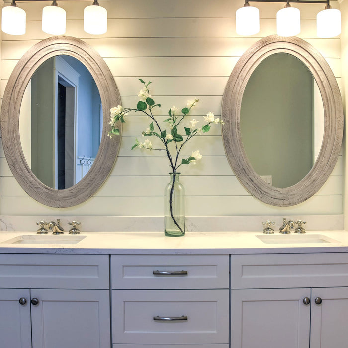 How a Polished Nickel Finish Can Accent the Bathroom