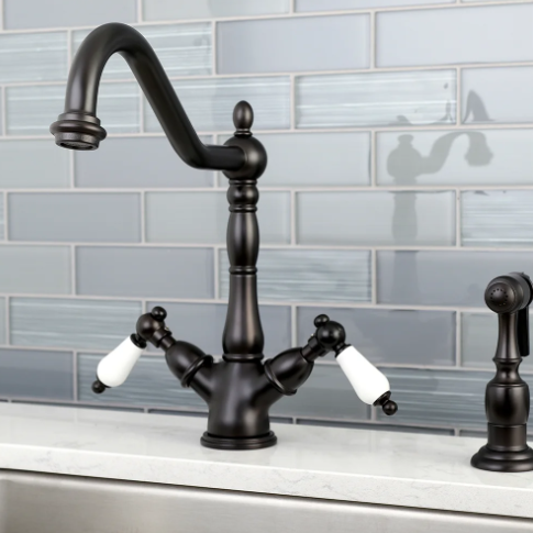 Reasons to Use a Two-Handle Single-Hole Faucet
