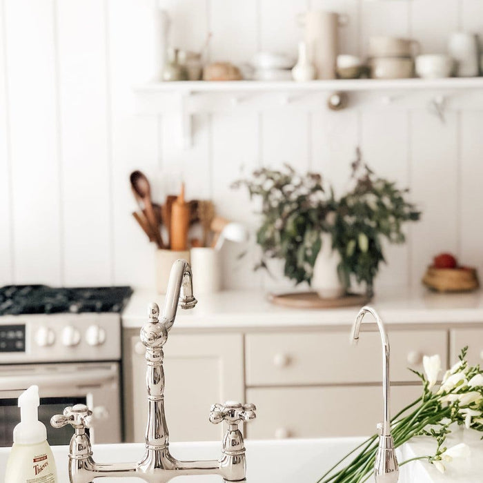 Your Kitchen Island Will no Longer be Alone with this Faucet