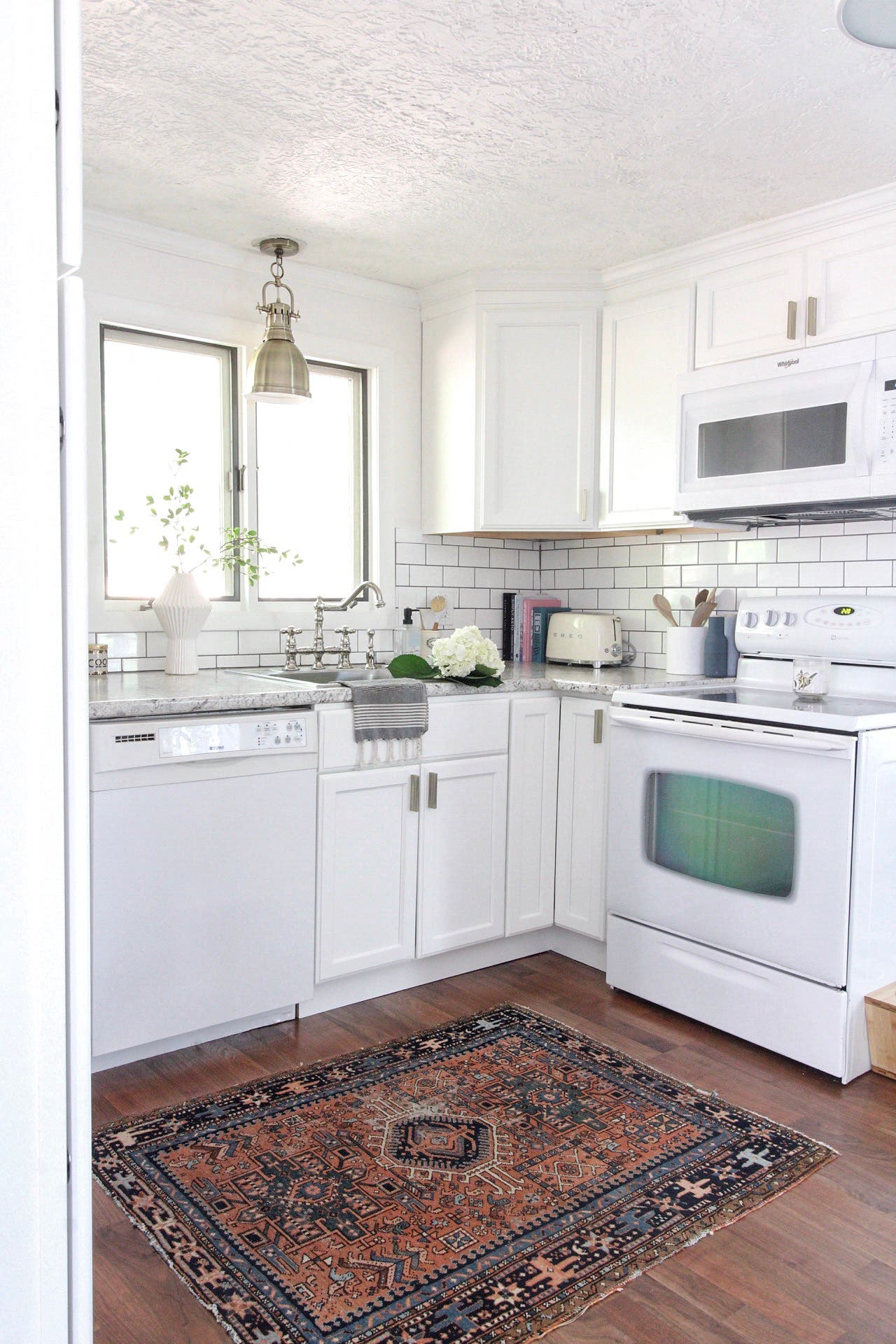 How Hardware Accents Your Fixtures and Design