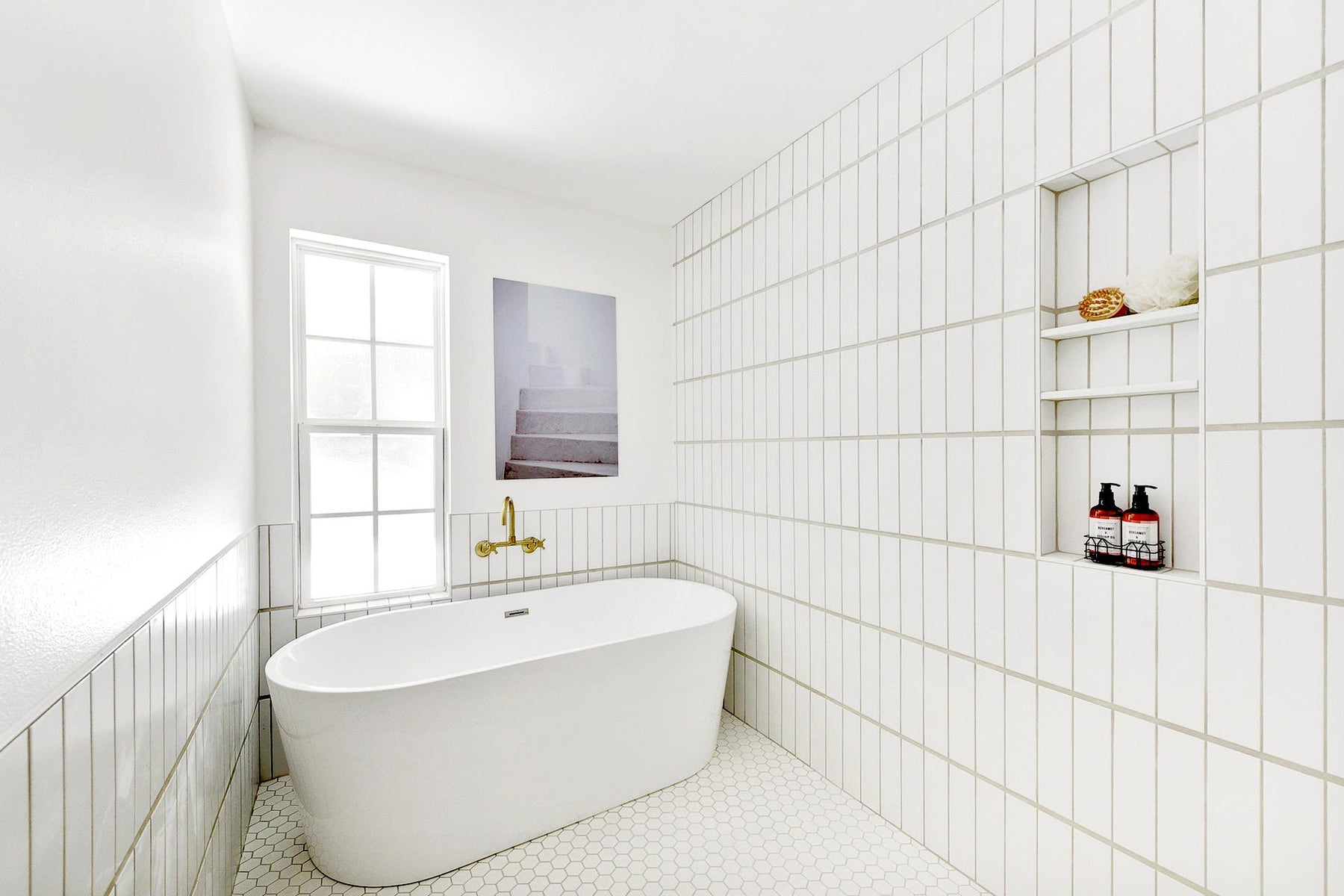 Tips for Trying the Tub-in-Shower Trend