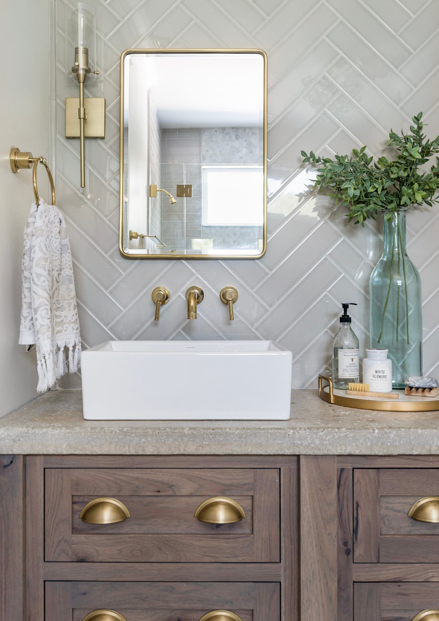 Should You Buy a Vessel Sink for Your Bathroom?