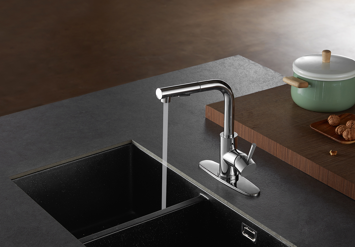 Pull Out Kitchen Faucets Out of This World, LS2711DL