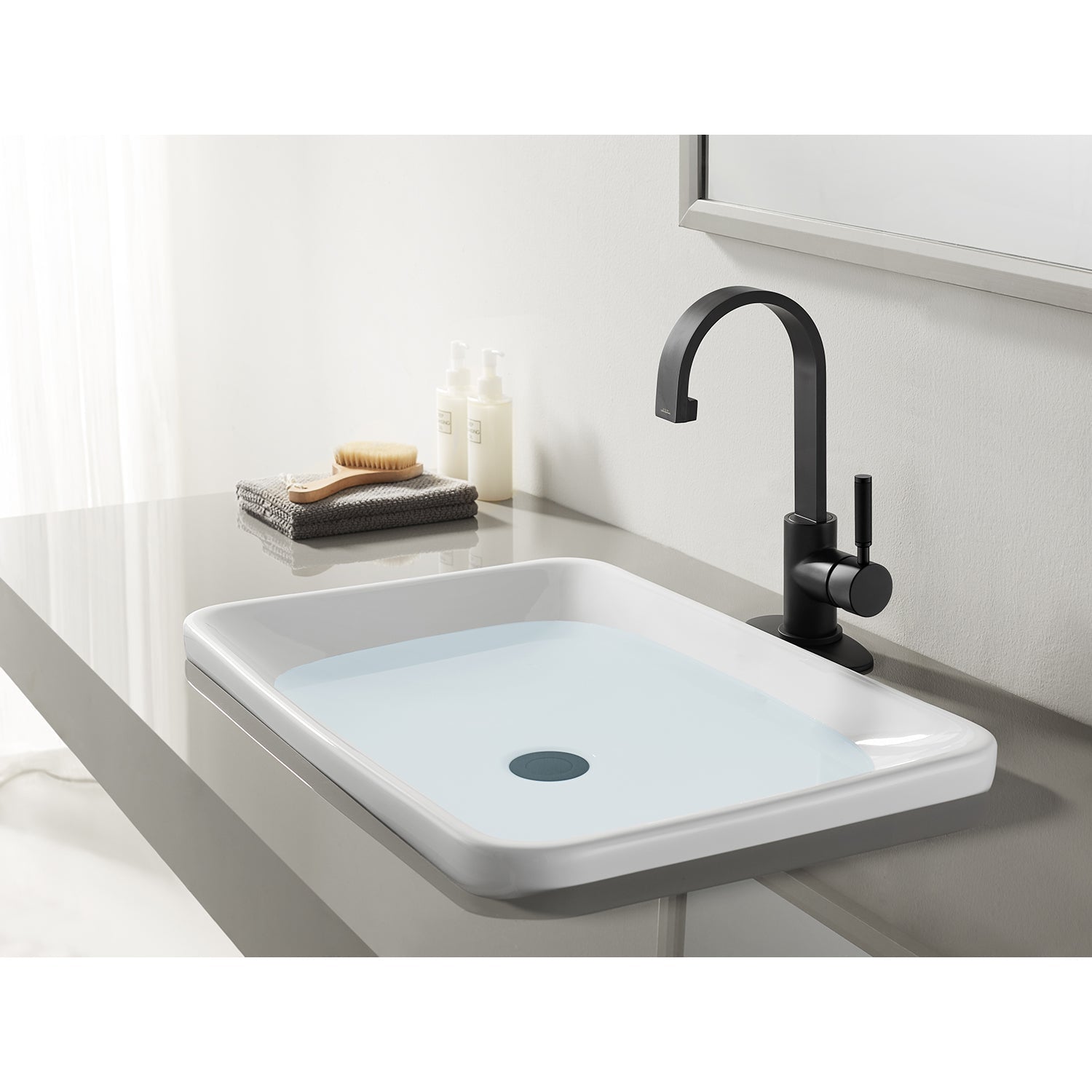 Vessel Sink Faucets: Modern Alternatives to Waterfall