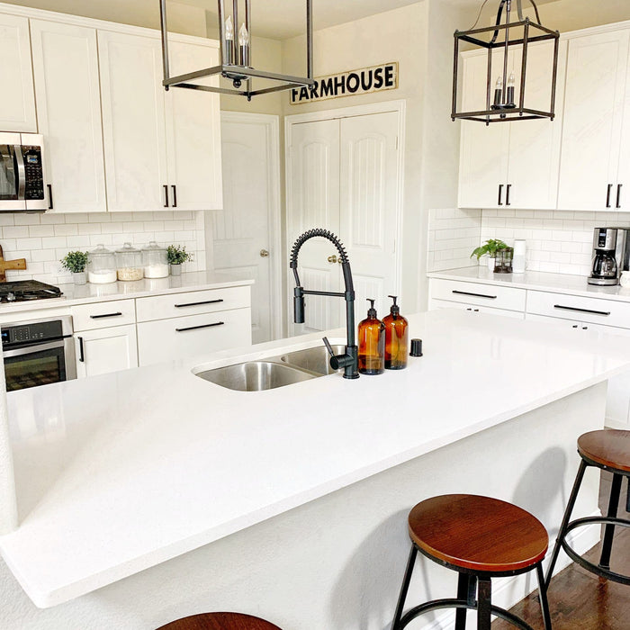 Designing Your Kitchen With a Pre-Rinse Kitchen Faucet