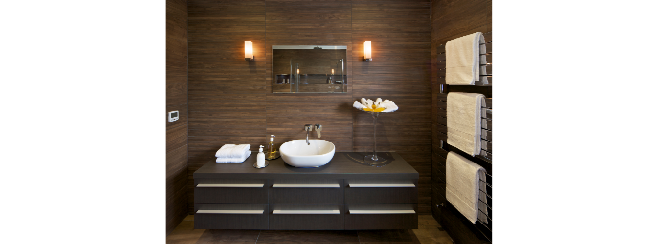 10 Guest Bathroom Essentials