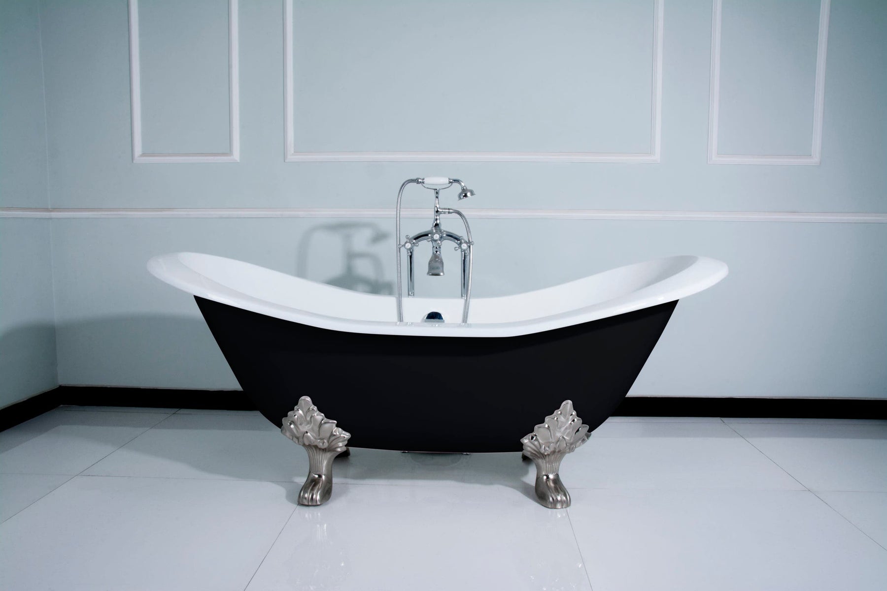 Keep Up with the Aqua Eden Collection's Newest Black Tub, VBTND7231NC8