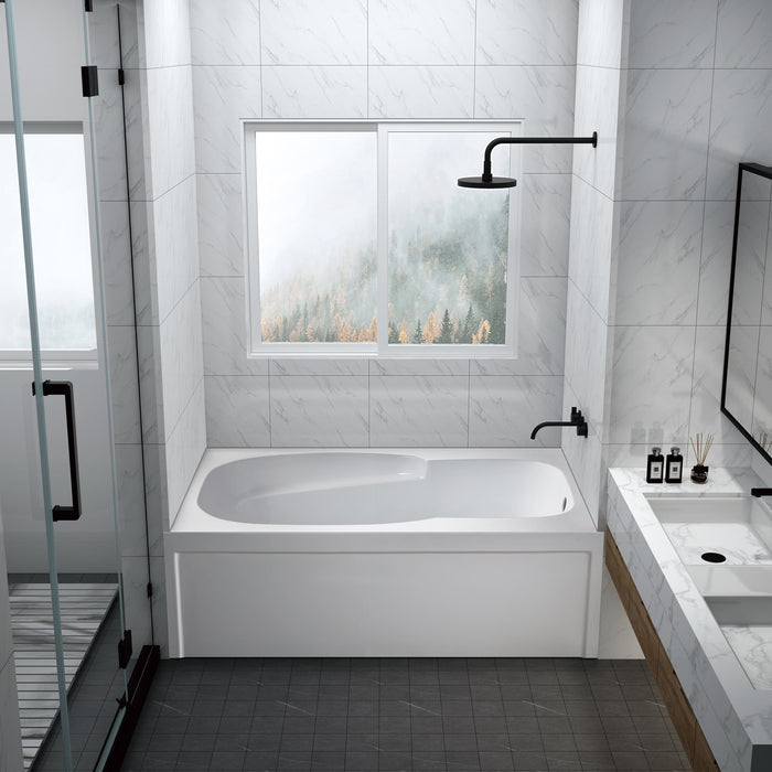 Consider an Alcove Bathtub for a Remodel
