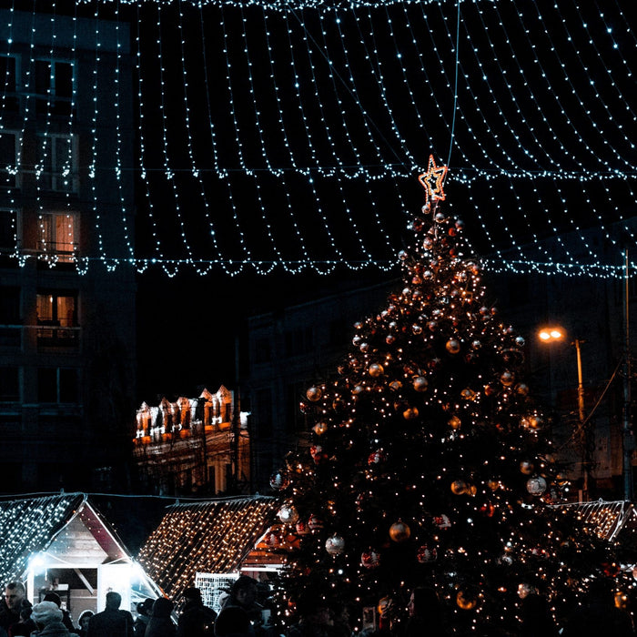 5 Locations to Visit to Have a "Happy" Holiday