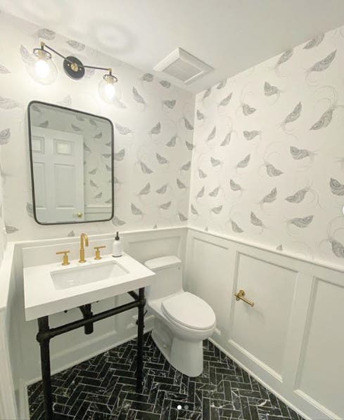 4 New Console Sink Styles for Your Bathroom