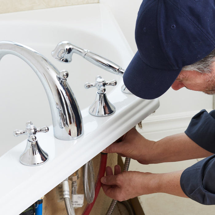 How to Fix a Leaky Tub Faucet