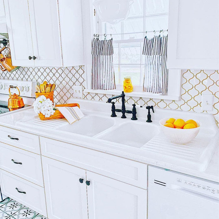 Choosing the Best Faucet for Your Farmhouse Kitchen Sink
