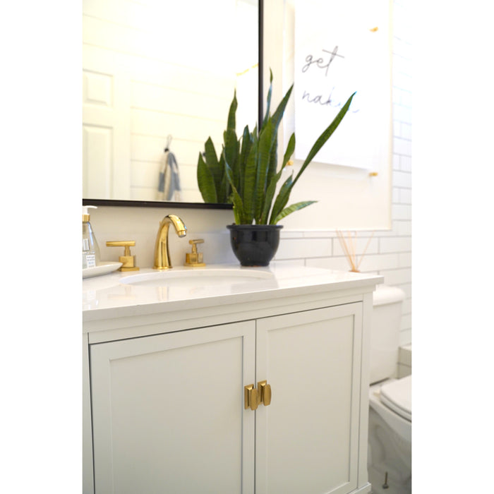 Kingston Tulare KS2962CQL - Claremont Two-Handle 3-Hole Deck Mount Widespread Bathroom Faucet with Brass Pop-Up, Polished Brass